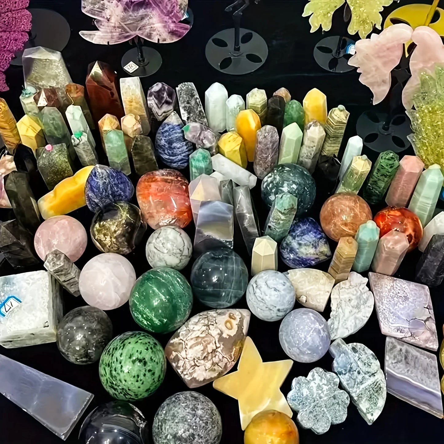 CrystalHola Mixed Raw Stone Gift Box Collection
